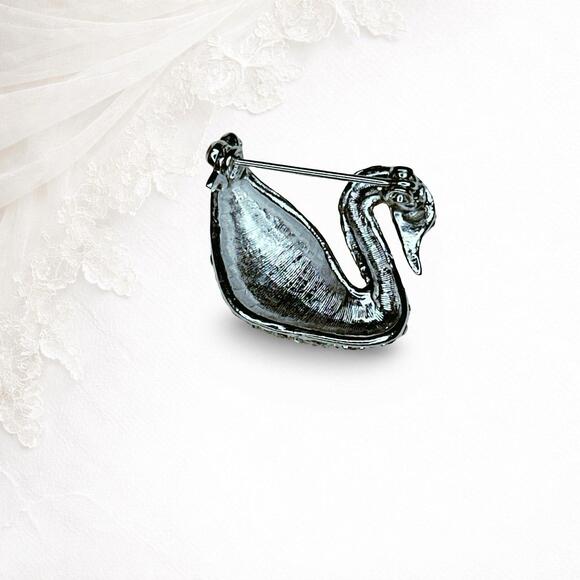625. Small Swan Bling Brooch - Picture 2 of 4